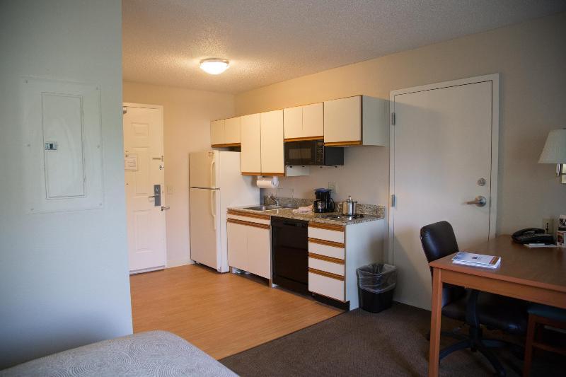 Candlewood Suites Huntersville-Lake Norman Area By Ihg Εξωτερικό φωτογραφία