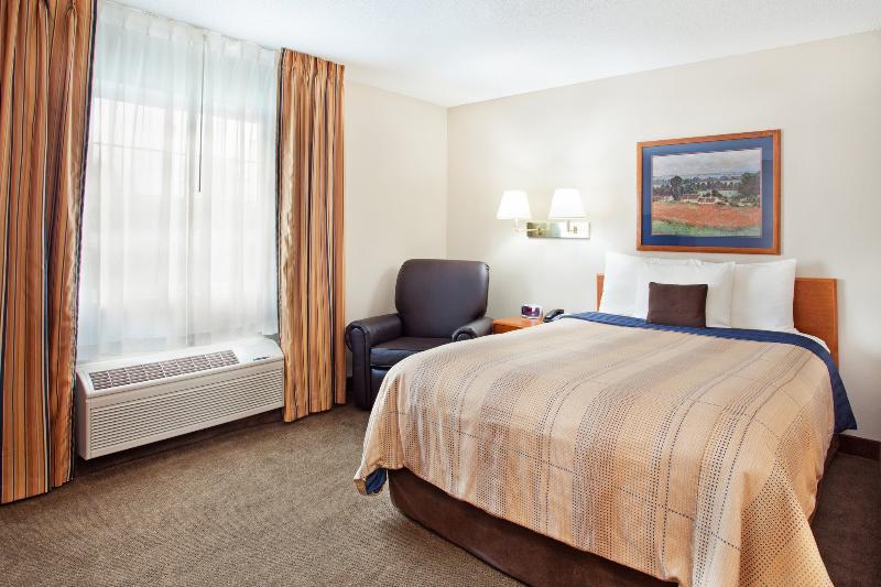 Candlewood Suites Huntersville-Lake Norman Area By Ihg Εξωτερικό φωτογραφία
